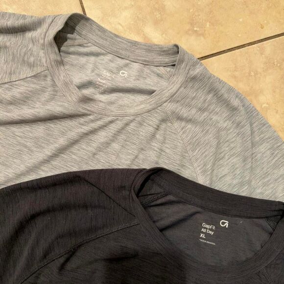 GapFit All Day Performance T-Shirt Bundle | Men’s XL | Black & Heather Gray - Picture 2 of 4